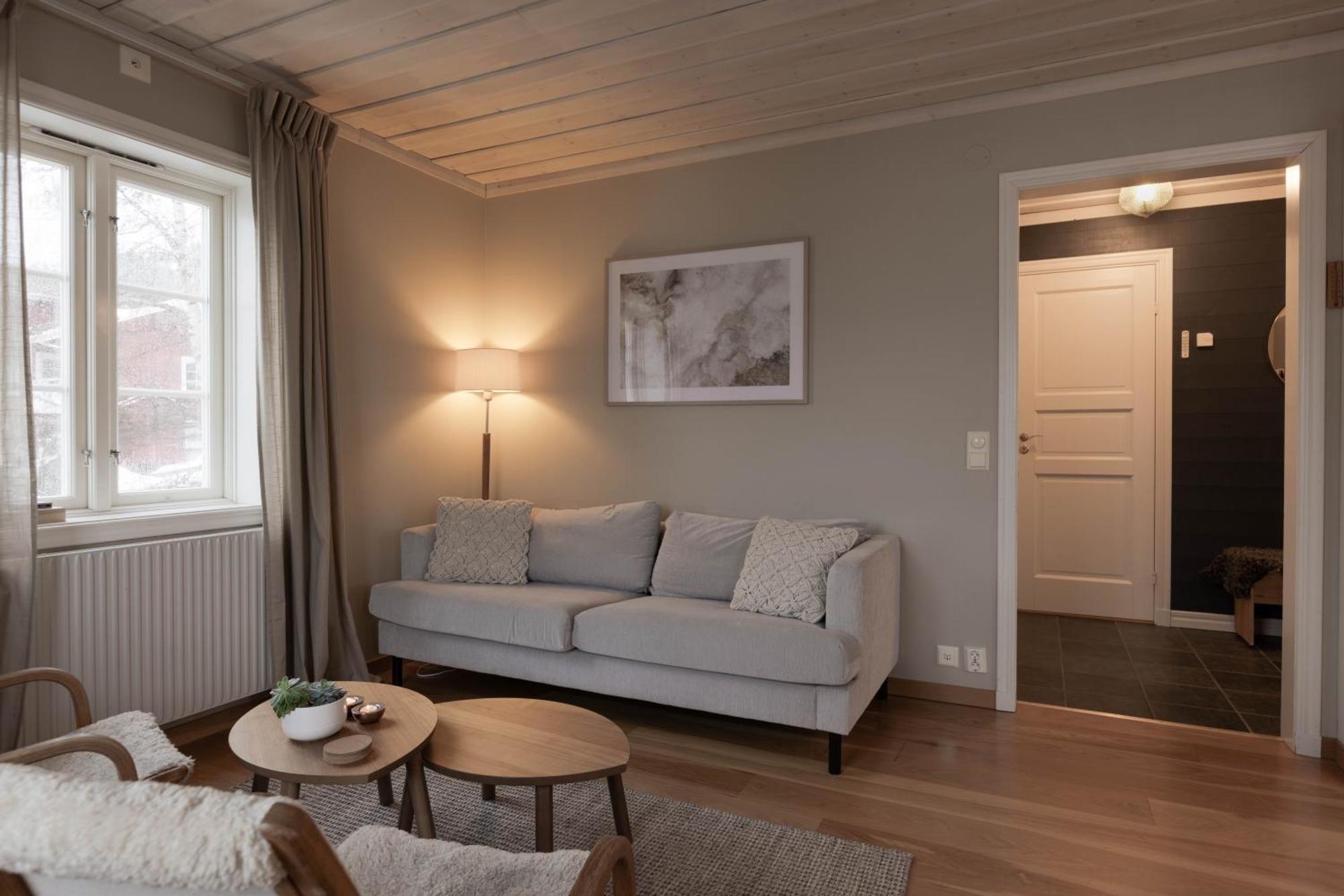 Mårtenliens Gård *
